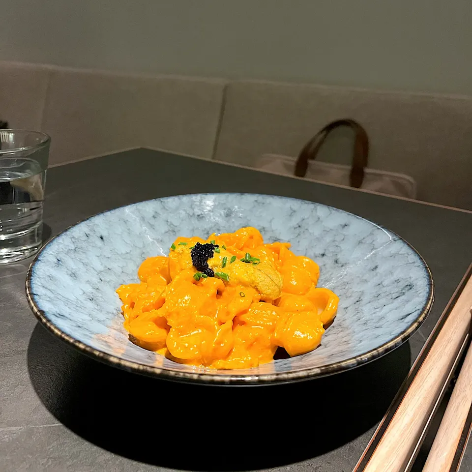 Orecchiette with sea urchin and black caviar|skyblueさん