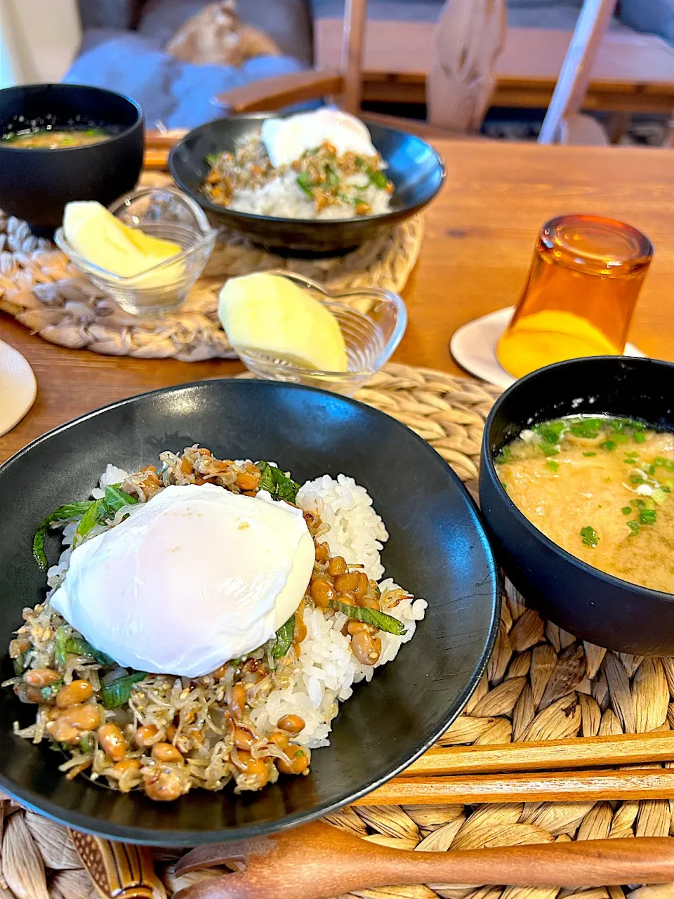 ジャコ納豆ご飯、お揚げのお味噌汁|ＭＡＲＵＥ家の食卓さん