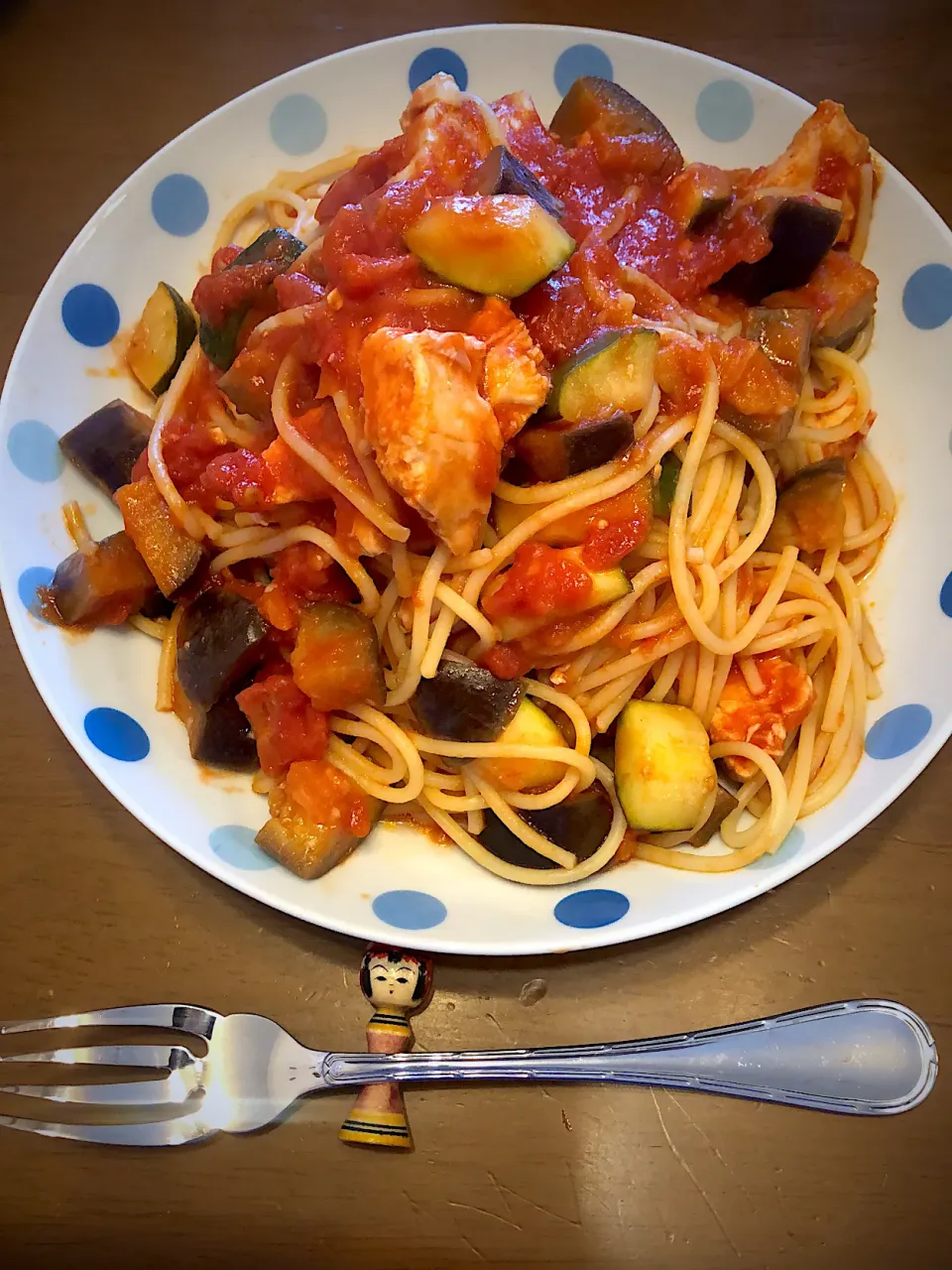 鶏むね肉グリルと茄子とズッキーニのトマトソーススパゲティ|masaさん