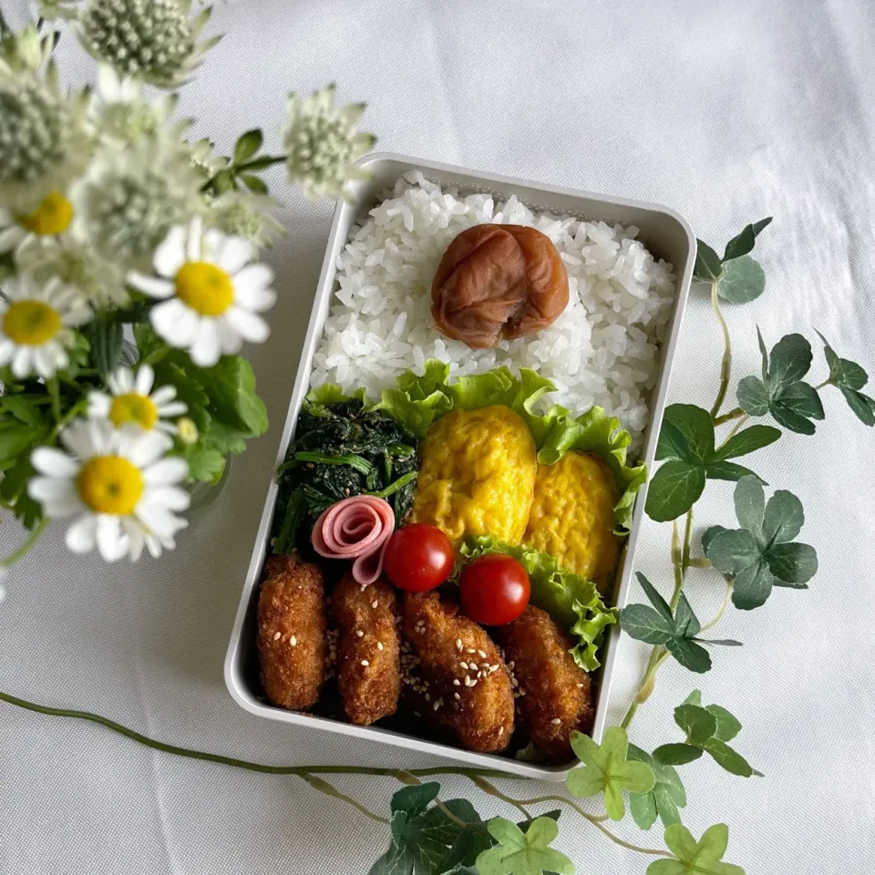 Snapdishの料理写真:4/10❤︎主人のひとくちヒレカツお弁当🌱|Makinsさん