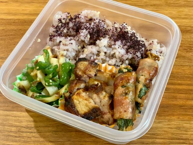 タッパー弁当シリーズ ゆかりご飯のお弁当/ふくすけ食堂 | Snapdish