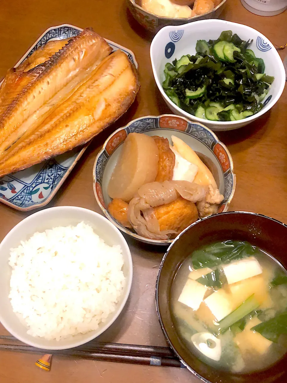 大根煮物おでん風とホッケ焼き魚ときゅうりとわかめの酢の物|masaさん