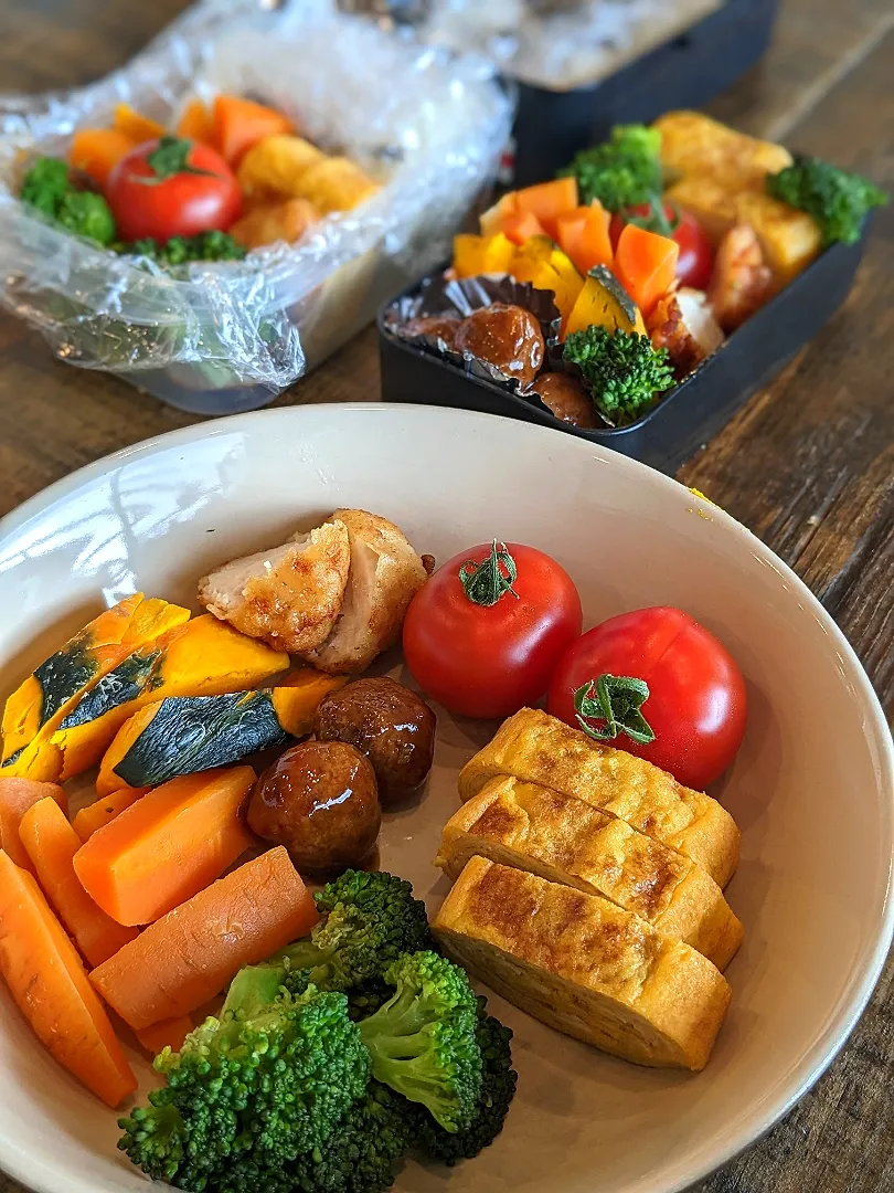 みんなのランチ🍴🍅👍|ひだまりさん