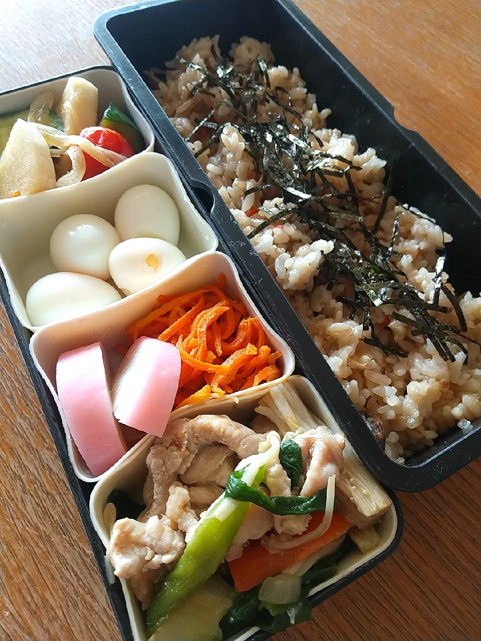 炊き込み御飯弁当|まきごろうさん