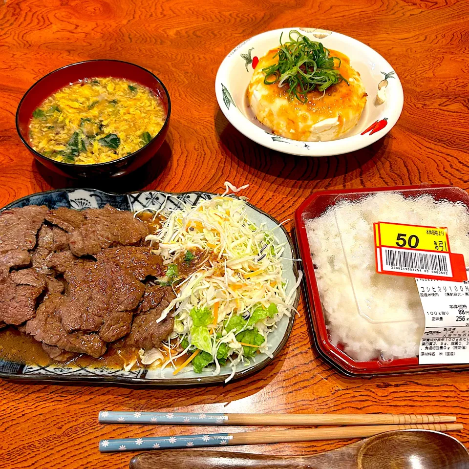 余ってた肉で焼肉定食😋|すかラインさん