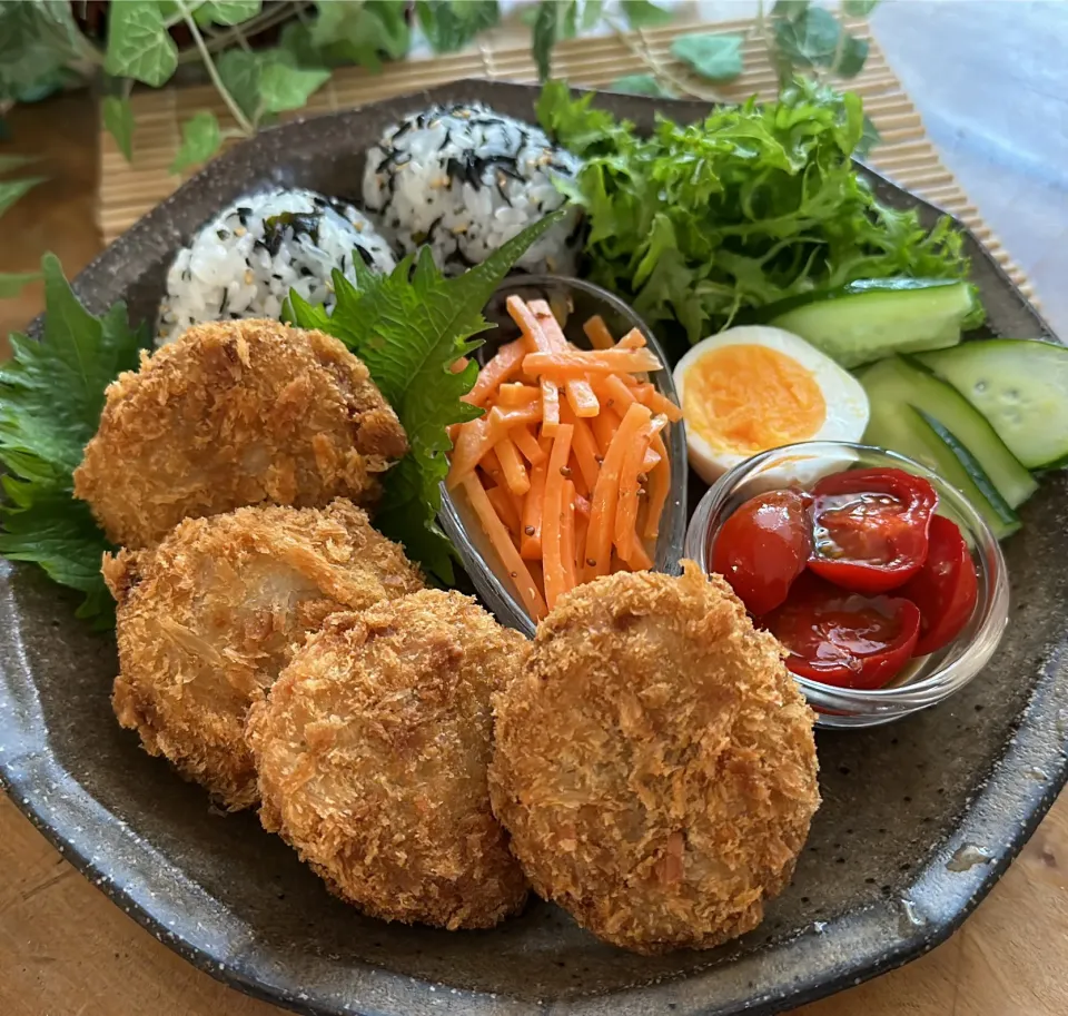 淡路島の玉ねぎメンチカツです！|くまちゃんさん