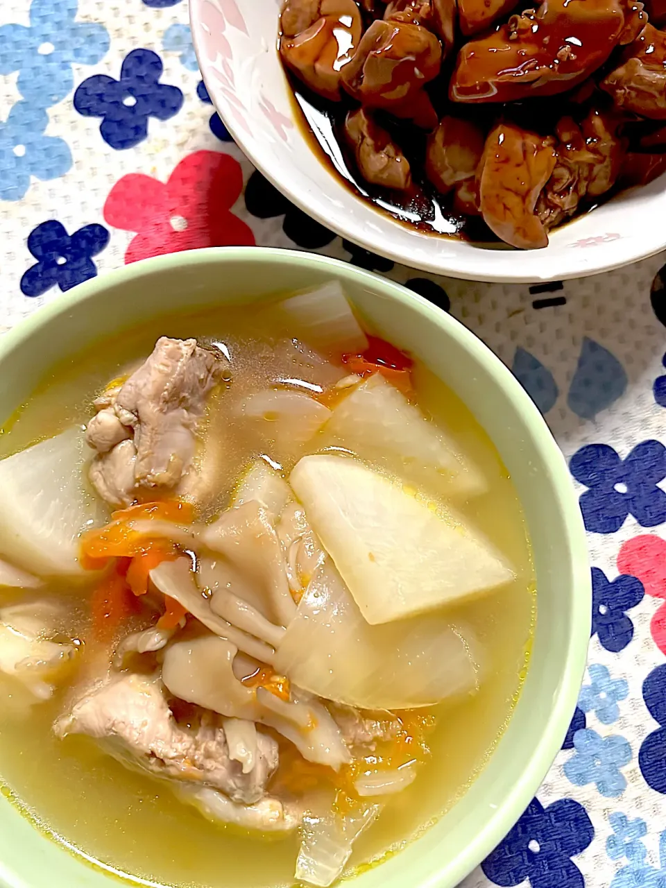 鶏もも肉と大根のスープ煮　鶏肝のしぐれ煮|4jinoanataさん