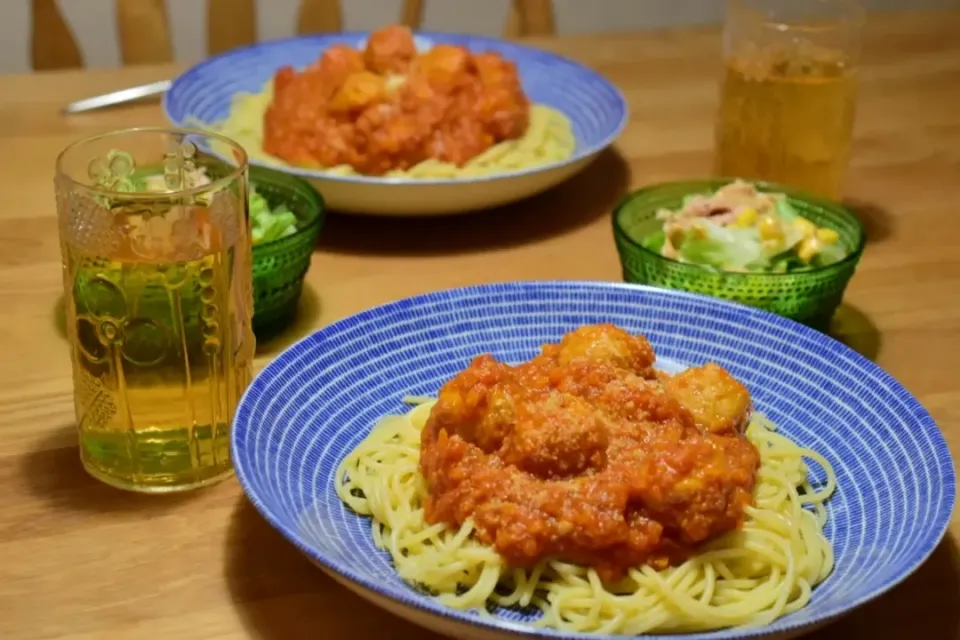 鶏団子のミートボールパスタ|うにんぱすさん