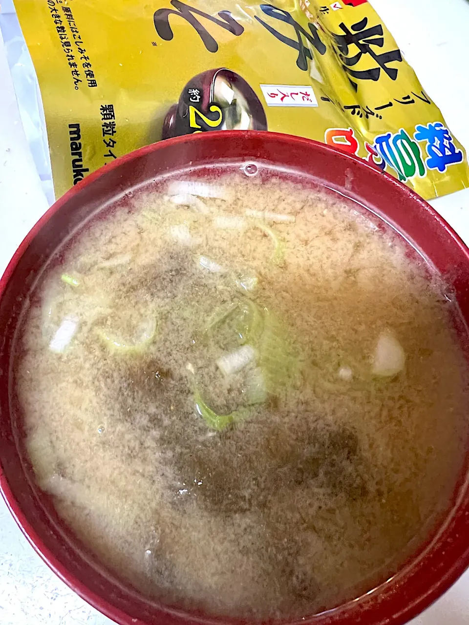 Snapdishの料理写真:簡単すぎる味噌汁|あささん