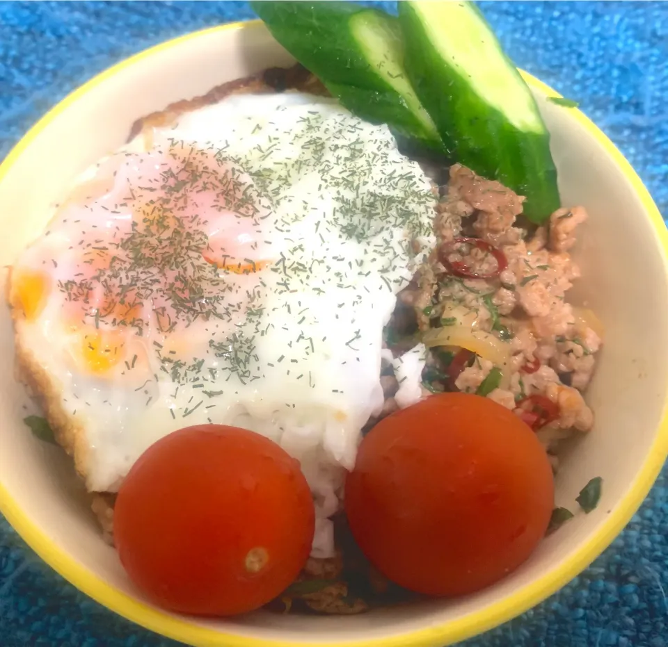 らんらんラープ丼♪|Hiroさん