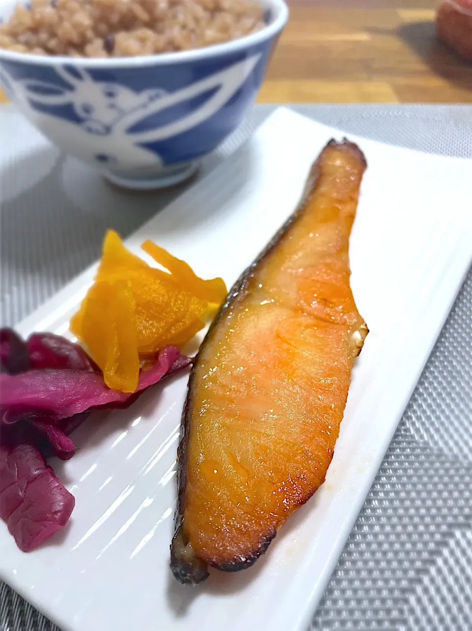 Snapdishの料理写真:鮭の西京焼き|morimi32さん