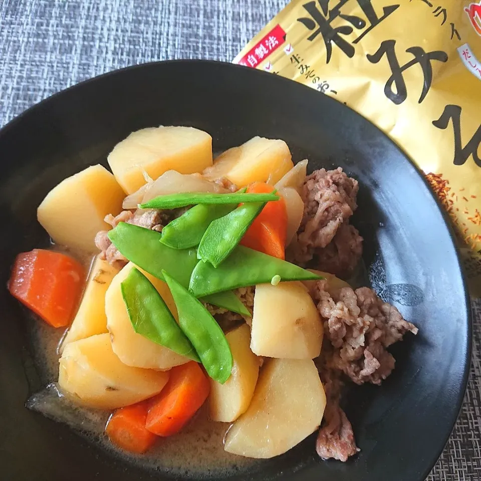 新じゃがで粒みそ肉じゃが|ポトスさん