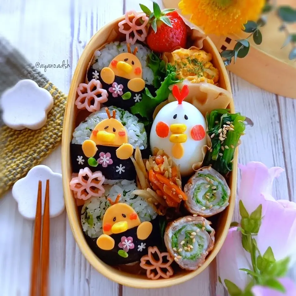 🐔🐤親子おにぎり弁当🌱|ayano.adshさん