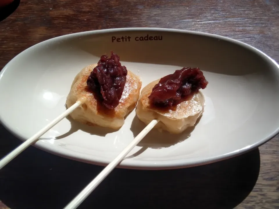 失敗した😵💧
とろとろになってしまった焼きだんごのゆであずきのせ|にんにくと唐辛子が特に好き❤️(元シャリマー)さん