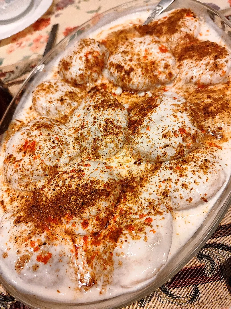 dahi Baray... fried lentil fritters in yogurt dip|hinaさん