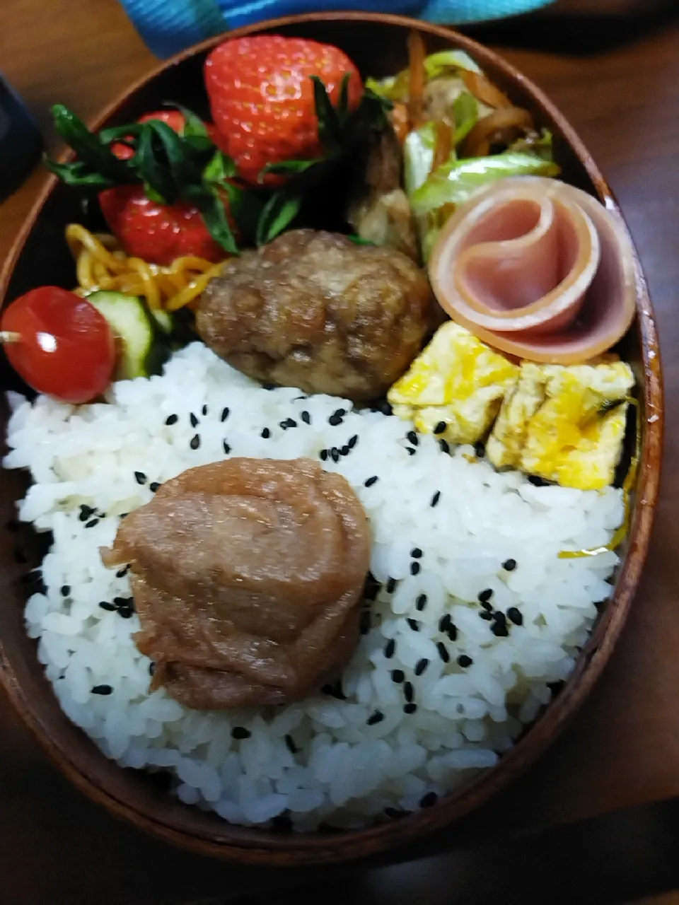 Snapdishの料理写真:高校生男子曲げわっぱ弁当|JUNさん