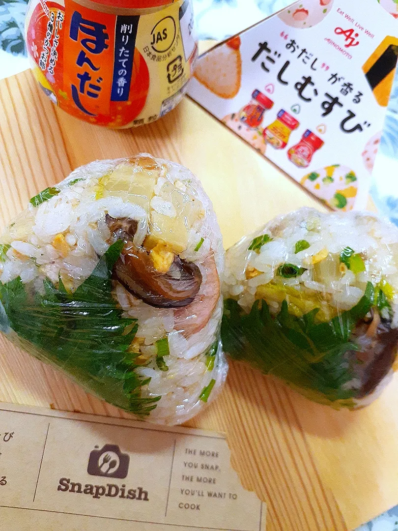 Snapdishの料理写真:🔷アルモンデoilだしむすび🍙🔷|@きなこさん