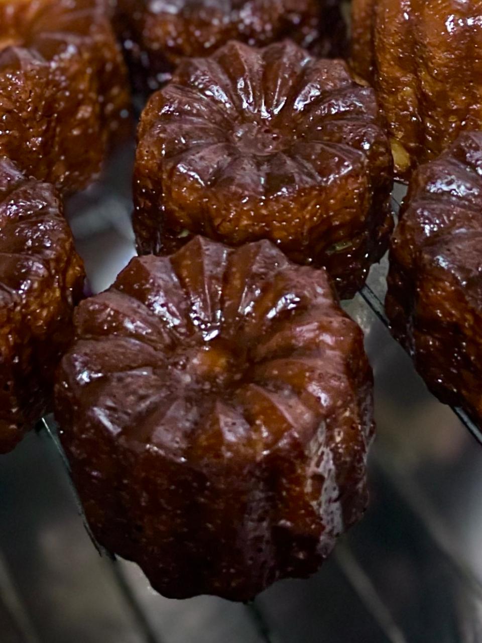 焼きたてカヌレ♡♡