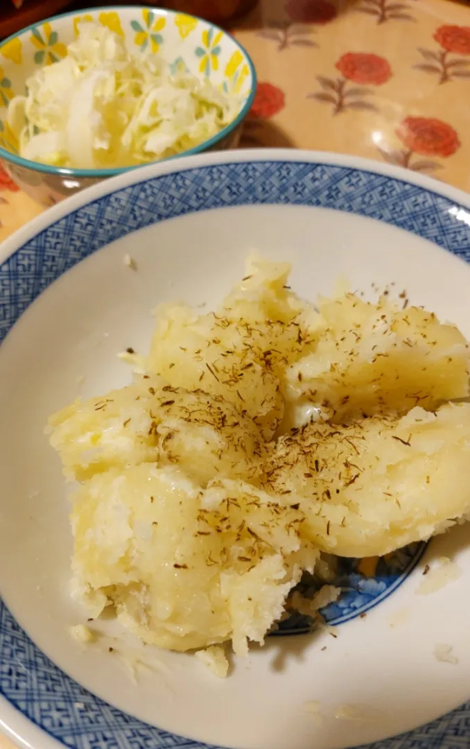 おじゃがに、バター&サマルダラ|きつねさん