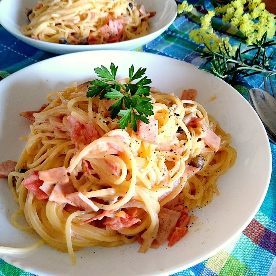 トマトとハムのクリームスパ🍝|とまと🍅さん