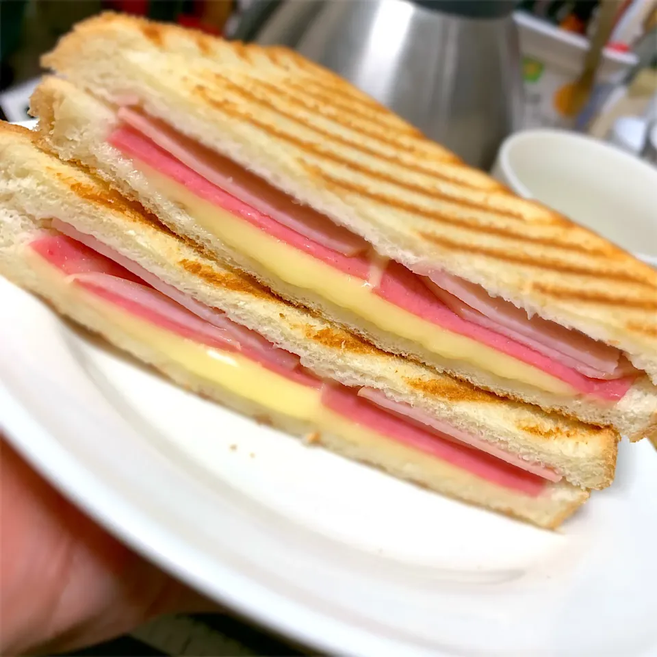 さっそく、クロックムッシュ&マダムで味見してみました。|にょんにいさん