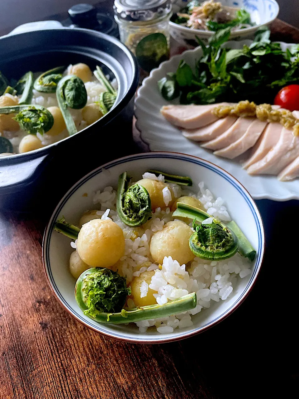 とんちんの料理 ~たんかん香る ~こごみと新じゃがの炊き込みご飯|とんちんさん