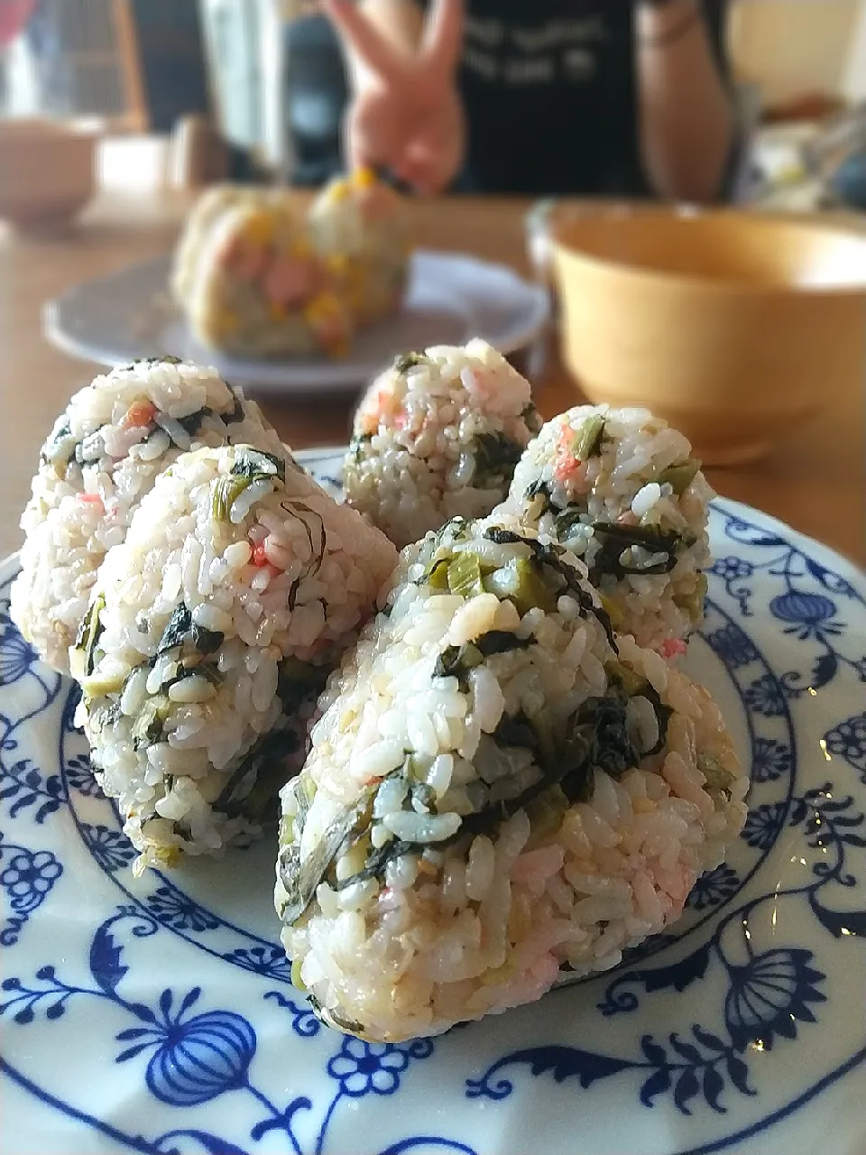 野沢菜と桜えびのだしむすび|まきごろうさん