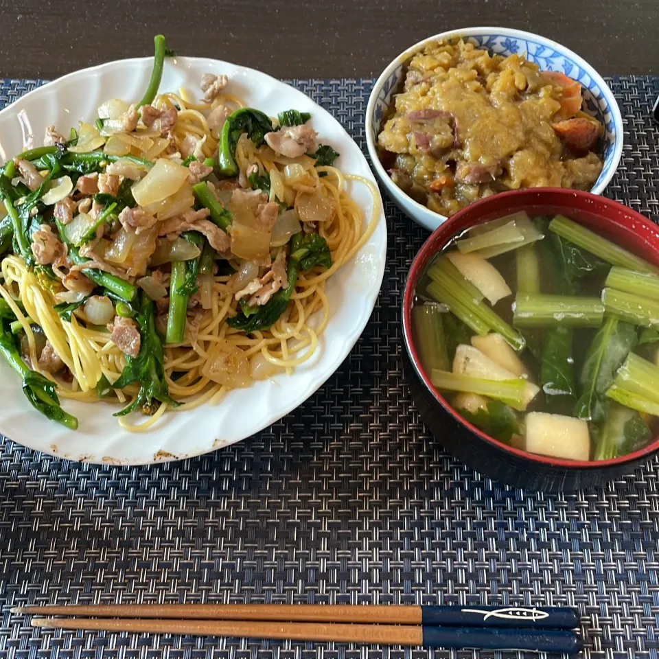 のらぼう菜の和風パスタ・小松菜と油揚げの味噌汁・さつまいもの煮物|a-parkさん