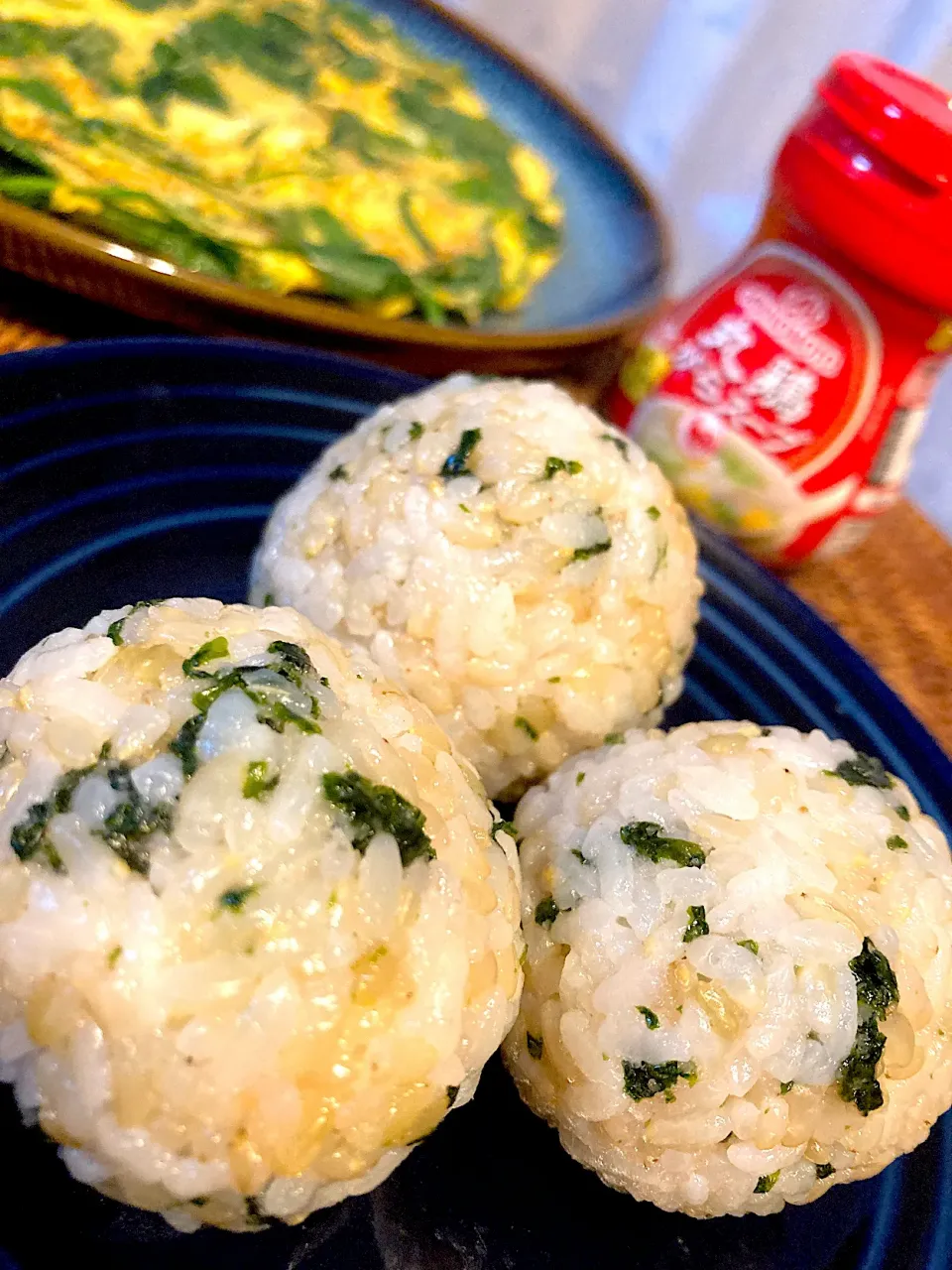 アオサとタラコのだしむすび😋🍙💕✨|アイさん