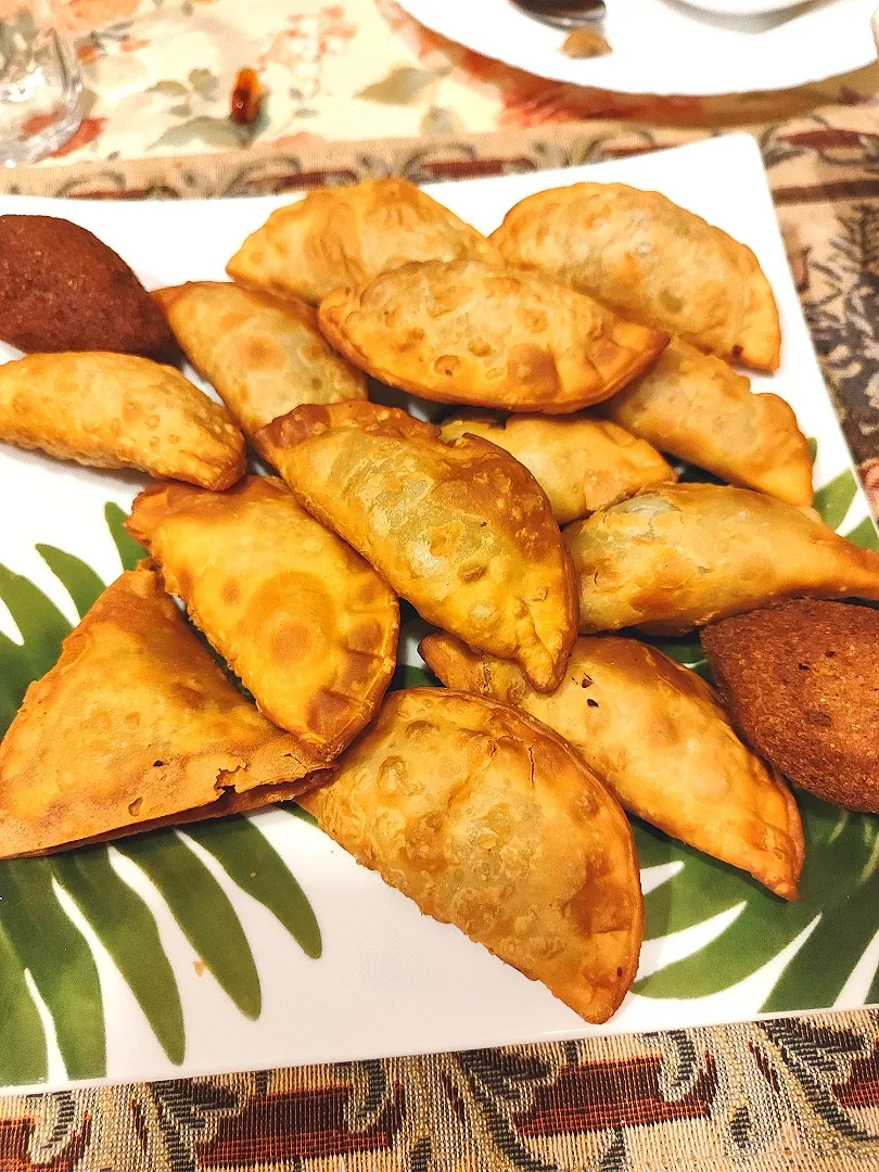 mince Samosas in homemade dough casings|hinaさん