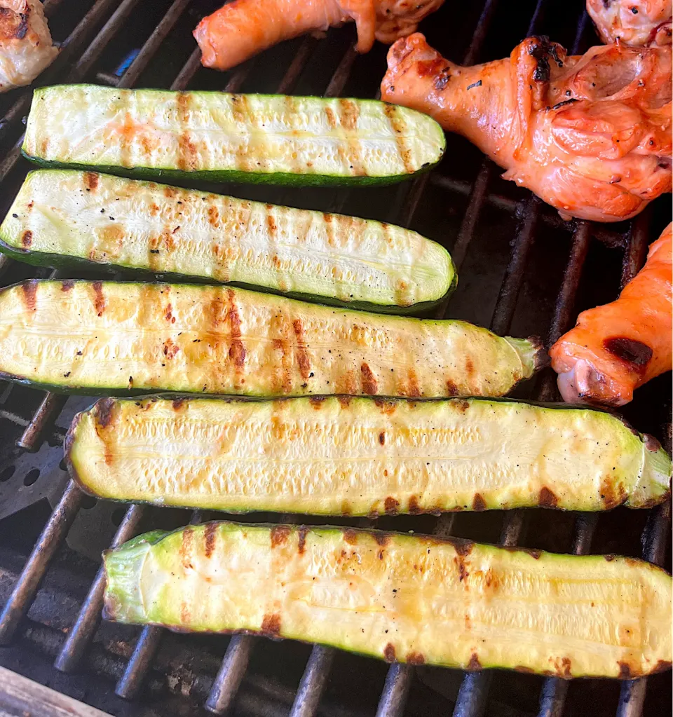 Grilled zucchini|🌺IAnneさん