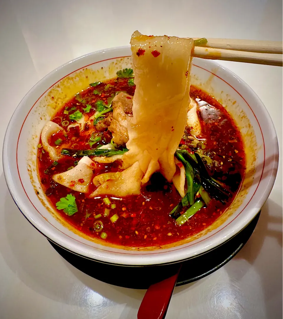 Snapdishの料理写真:瞬間沸騰麻辣牛肉麺🍜|にゃあ（芸名）さん