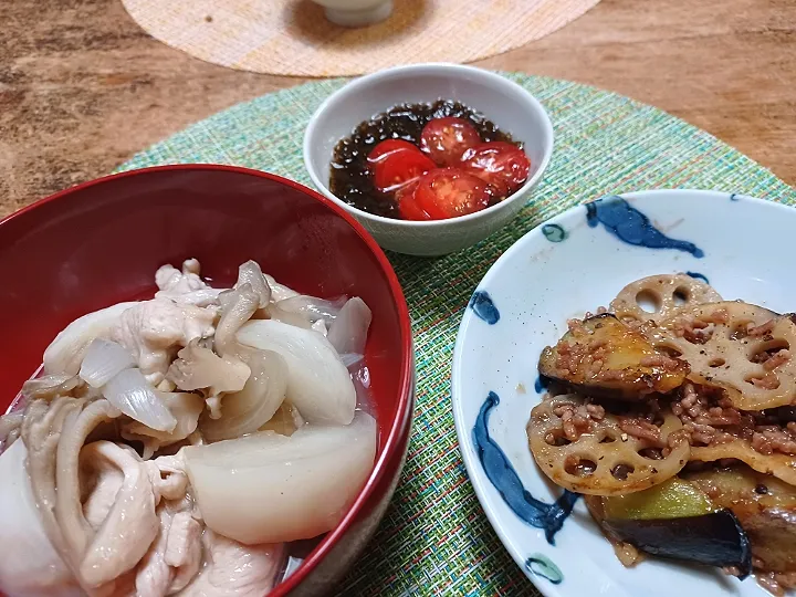 蕪と新玉ねぎ鶏胸肉、舞茸の蒸し煮など|ぱいんてーるさん