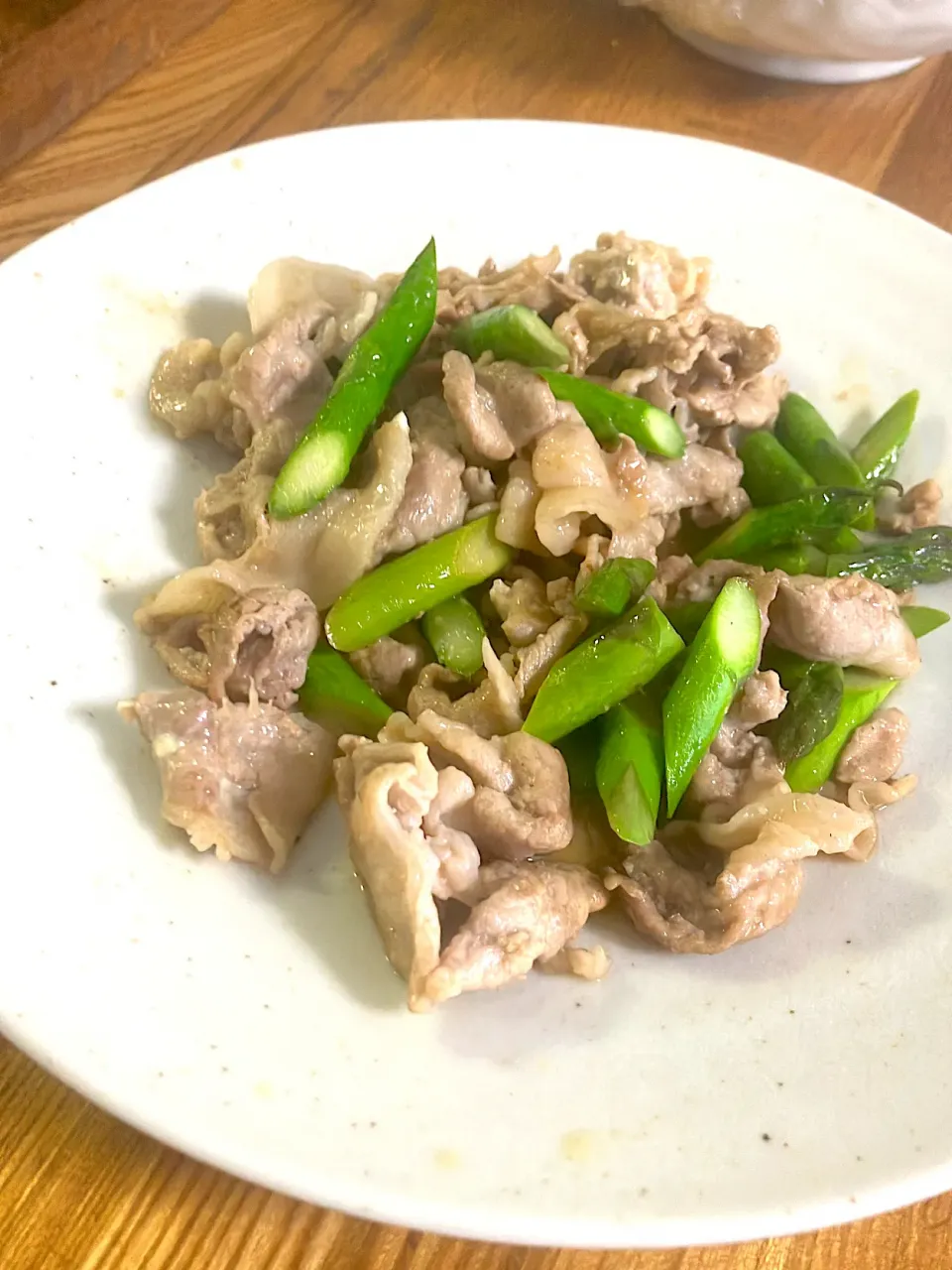 豚とアスパラの醤油マヨ炒め|さやかさん