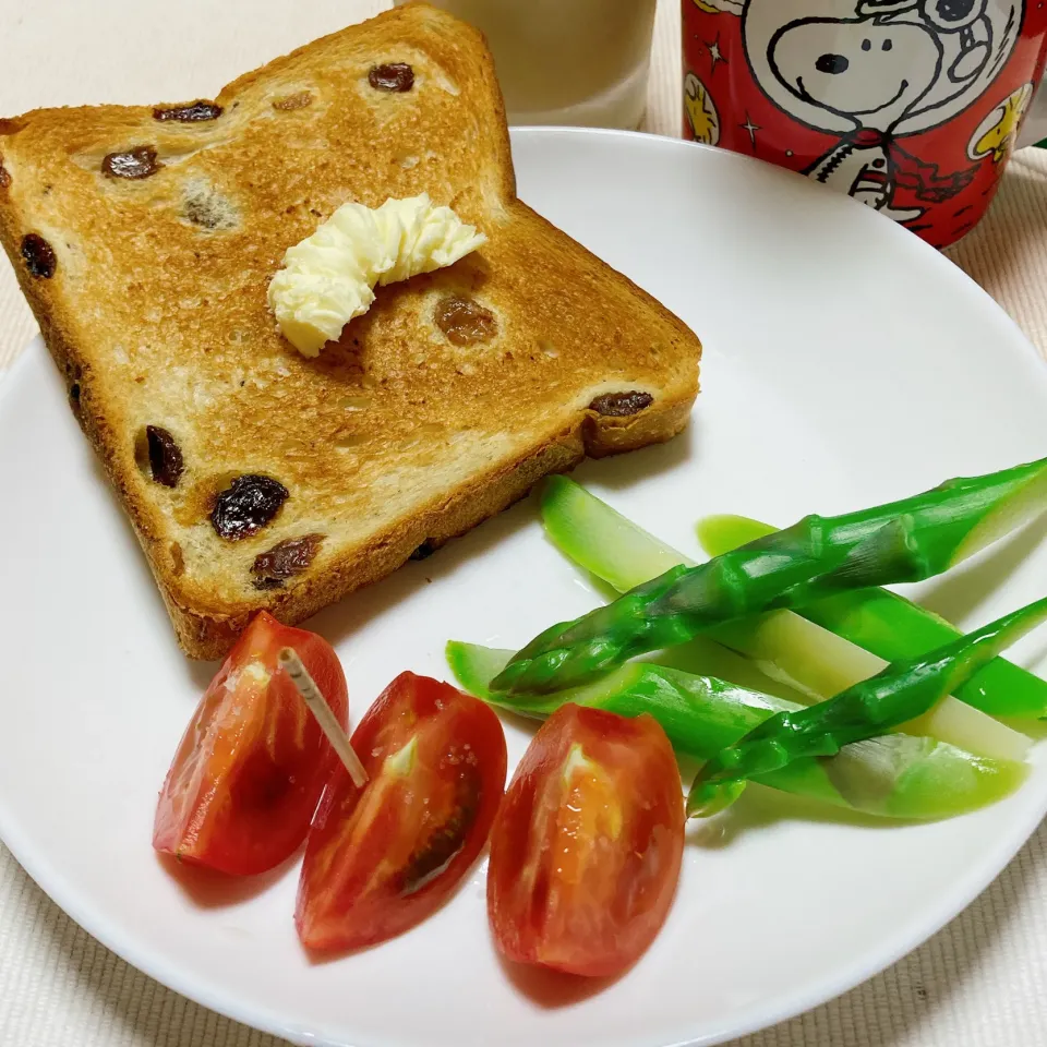 Snapdishの料理写真:ぶどうパン|akkoさん