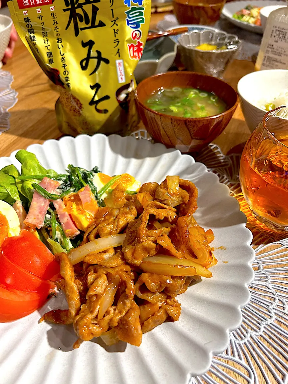 ポークチャップとほうれん草の卵サラダ　お味噌汁|エトフさん