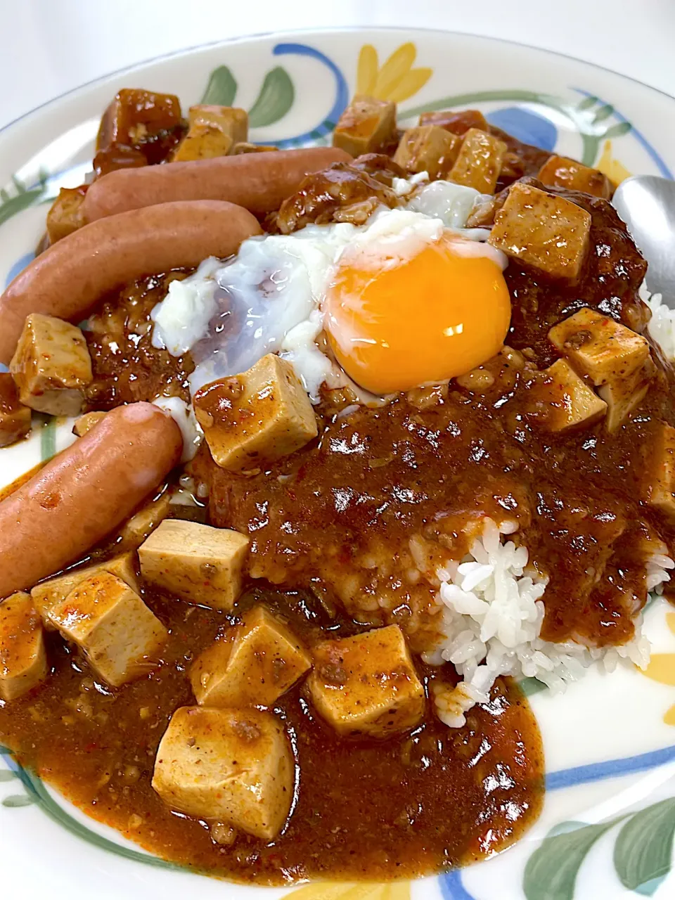 Snapdishの料理写真:ちょっと失敗💦💦　簡単麻婆飯♫www|Yoshihiro Andoさん