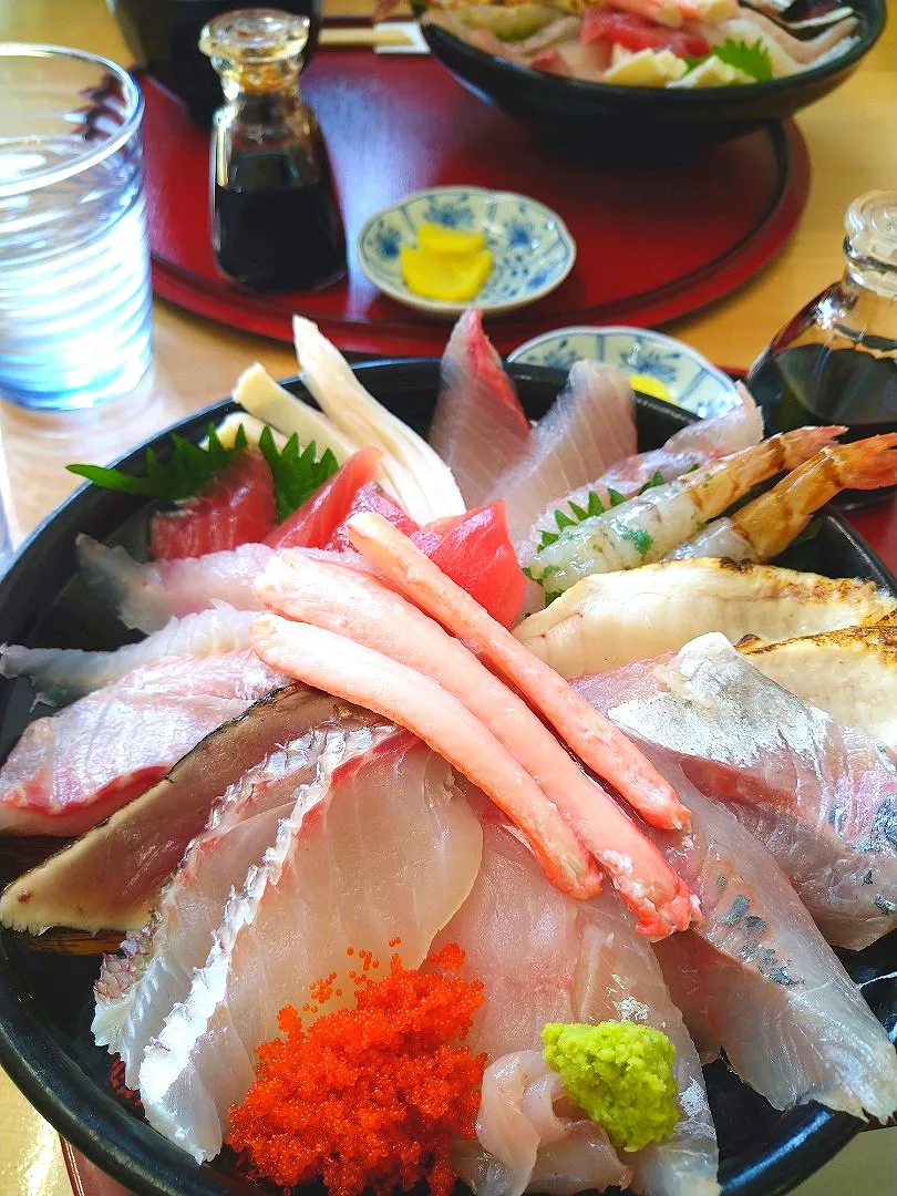 鯛喜の海鮮丼|うたかた。さん