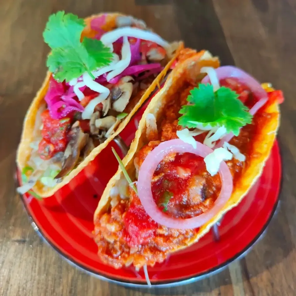 Mexican Crispy Beef and Mushroom Tacos|kellymyliana_tew@yahoo.com.sgさん