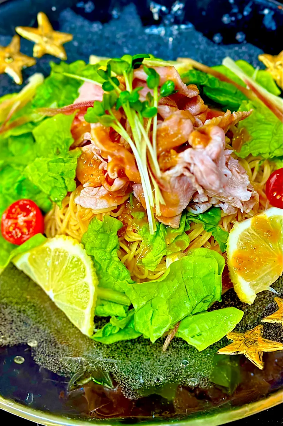 ＺＥＮＢの細麺の冷しゃぶサラダ麺🥗|にゃあ（芸名）さん