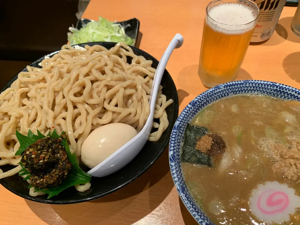 Snapdishの料理写真:つけ麺　@六厘舎東京駅店　絶対太るヤツ‼️      替玉必至。ラーメン百名店|KimaLABOさん