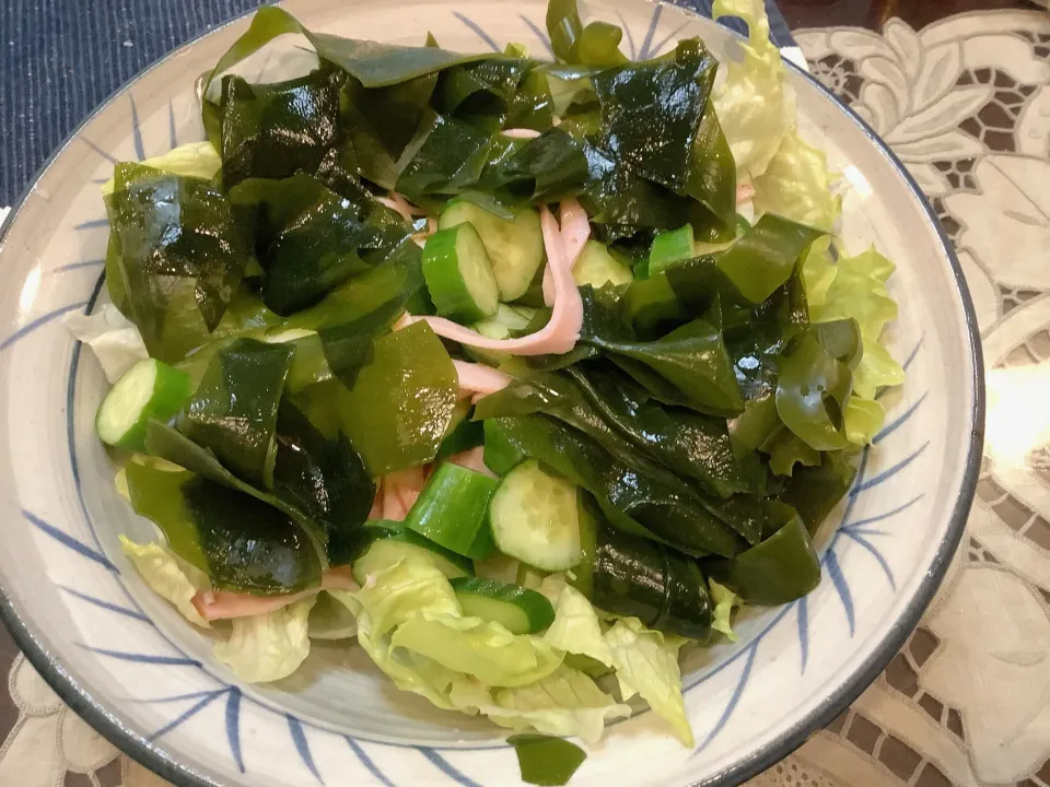 ワカメのサラダ🥗😋|アライさんさん