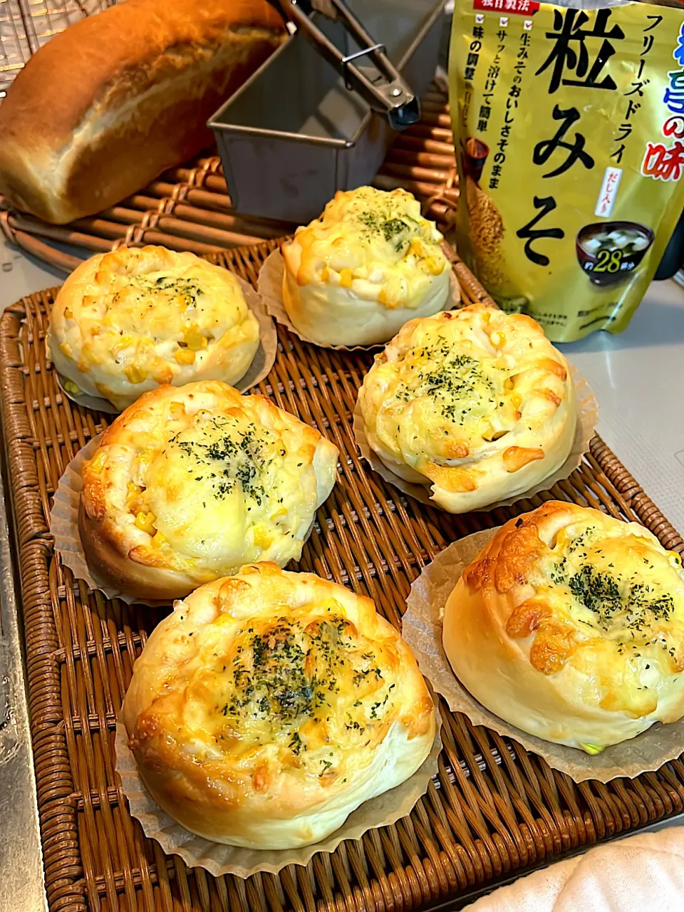 Snapdishの料理写真:粒みそコーンパン|chieko ♪さん