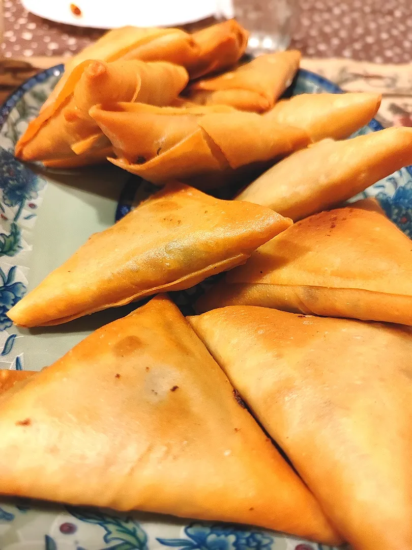 homemade beef Samosas|hinaさん