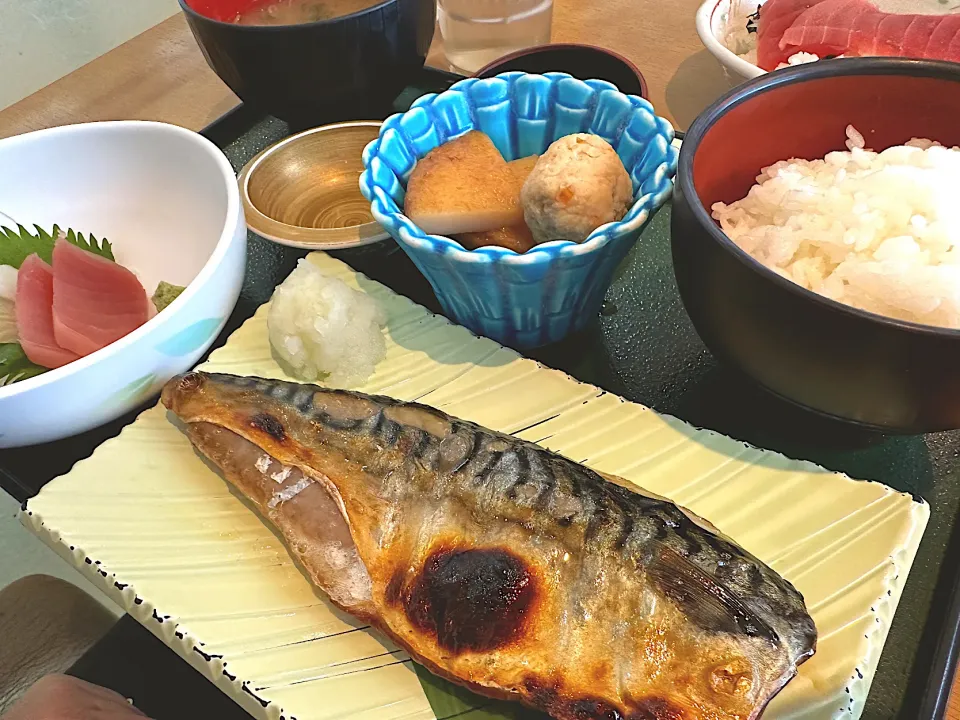 Snapdishの料理写真:塩サバ定食|女神さん