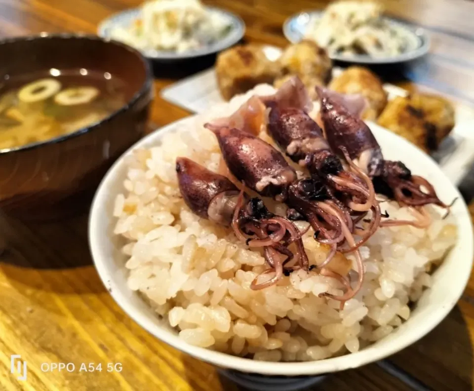 Snapdishの料理写真:ホタルイカの炊き込みご飯|ankoさん