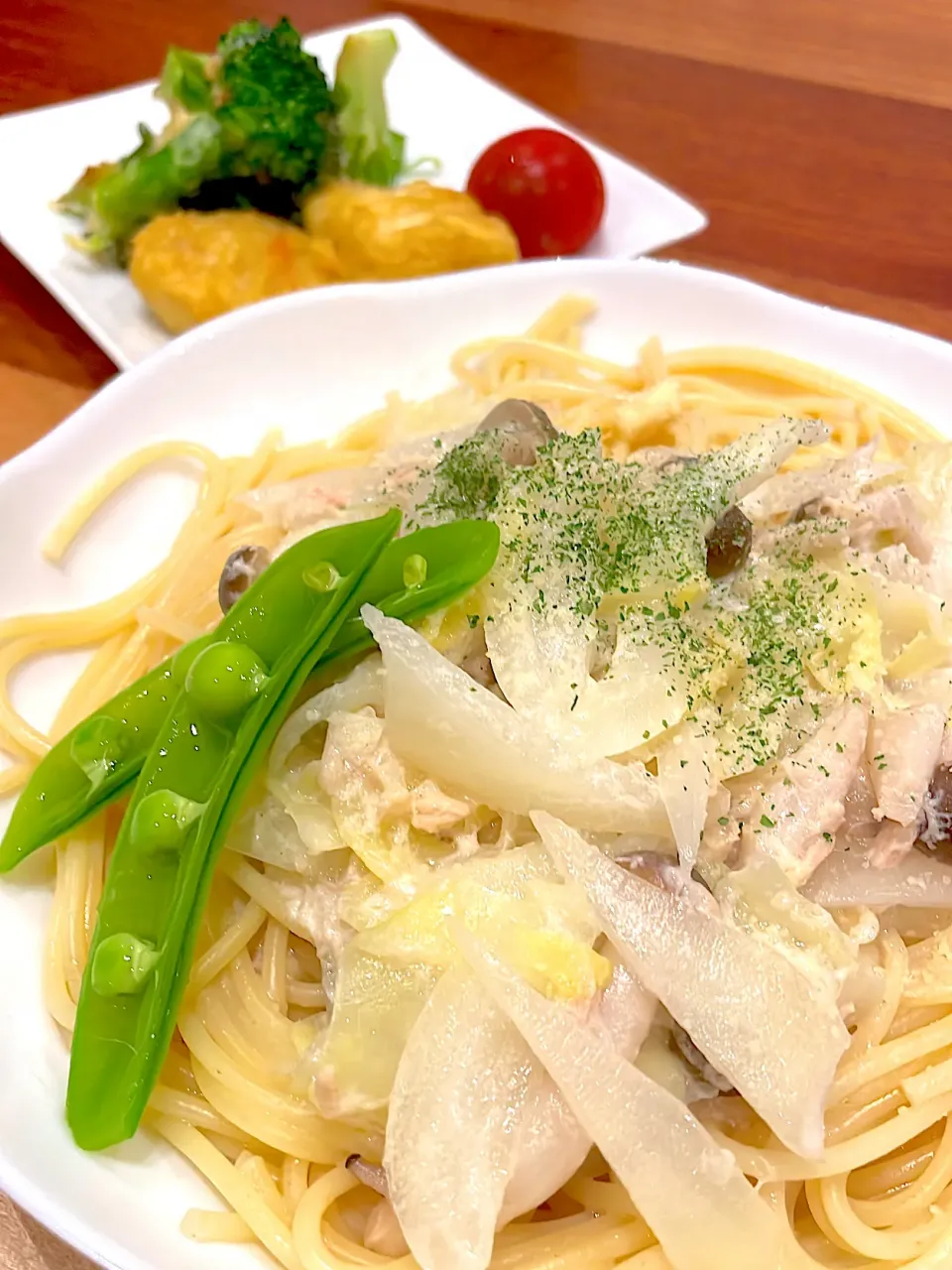 春キャベツとツナの塩レモンクリームパスタ|とゆあさん