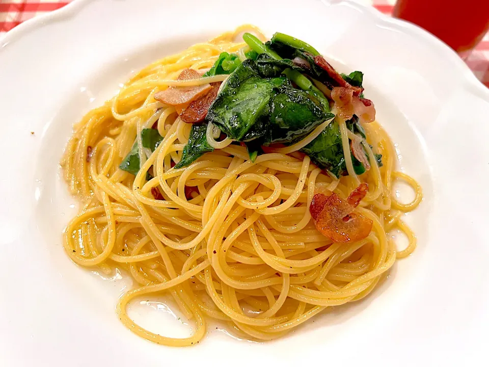 タコとほうれん草のペペロンチーノ🌶🧄🍝|yokoさん