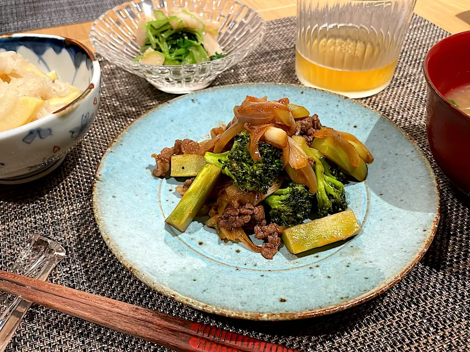 牛肉とブロッコリーのオイスターソース炒め🥦|Saori.Sさん