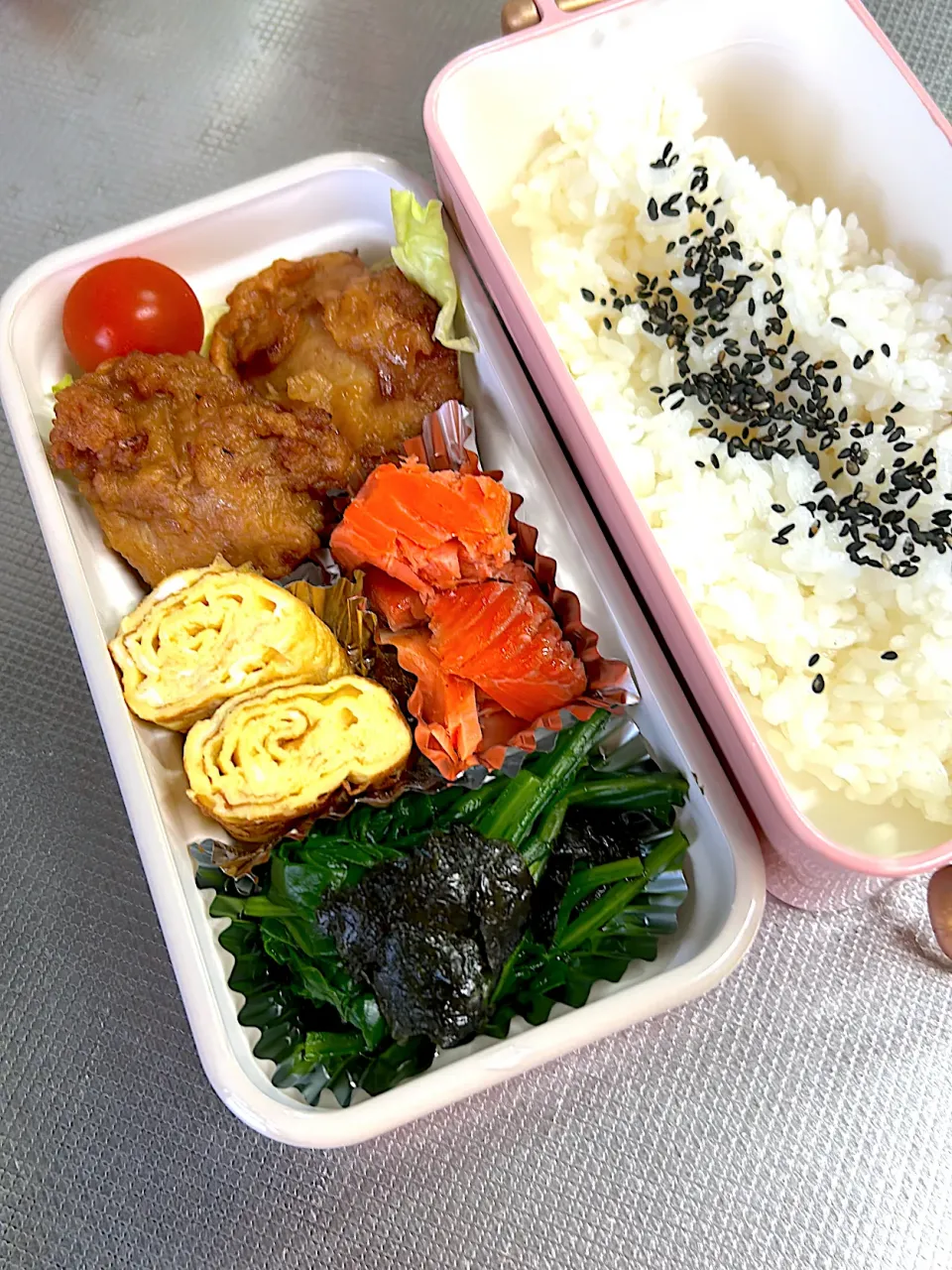 Snapdishの料理写真:唐揚げ弁当|ぱんださん